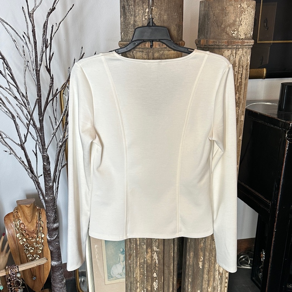 Banana Republic Cream V-Neck Long Sleeve Top - Picture 5 of 5